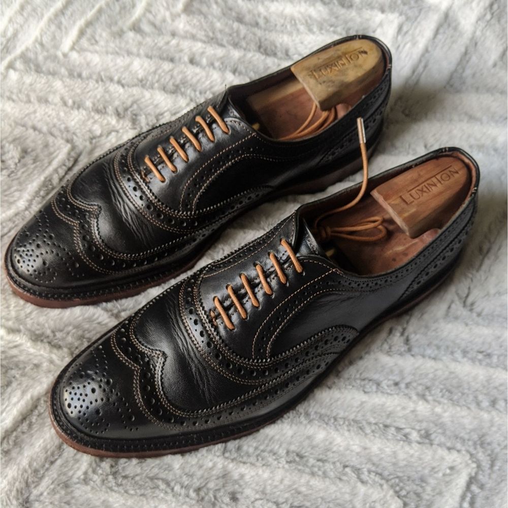 Allen Edmonds McTavish Wingtip Oxfords size 9D